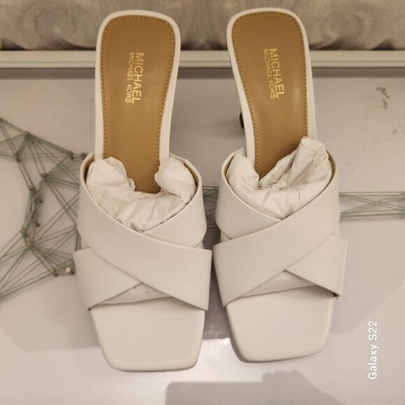 Michael Kors Clara Mule Leather Sandals Optic White Size 6. NIB. - Picture 4 of 11